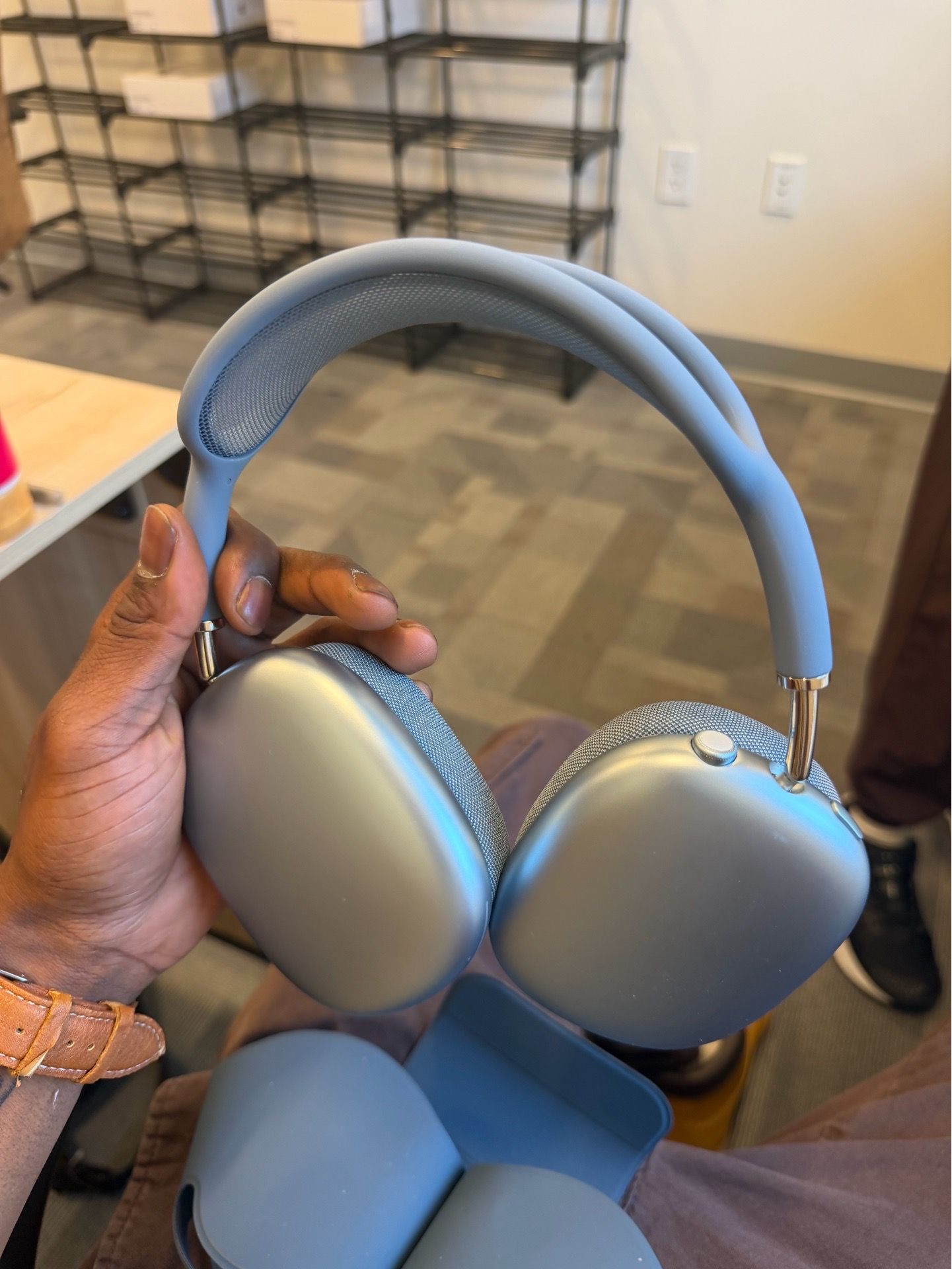 Air pod max barely used