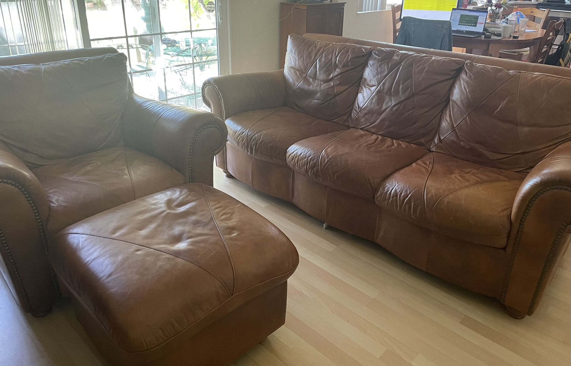 Leather Couches For Sale
