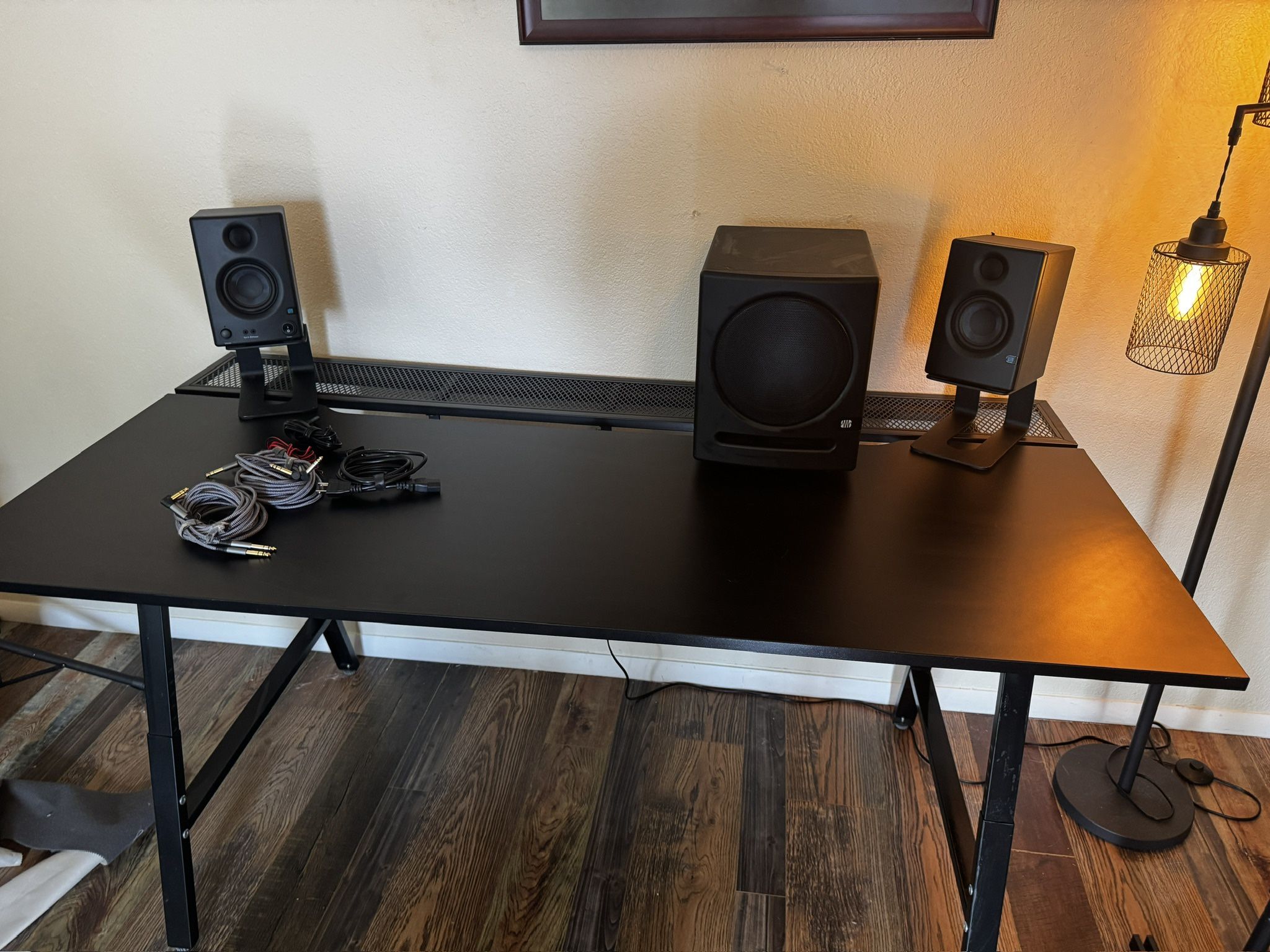 Studio Monitor Speakers And Studio Subwoofer (PreSonus)