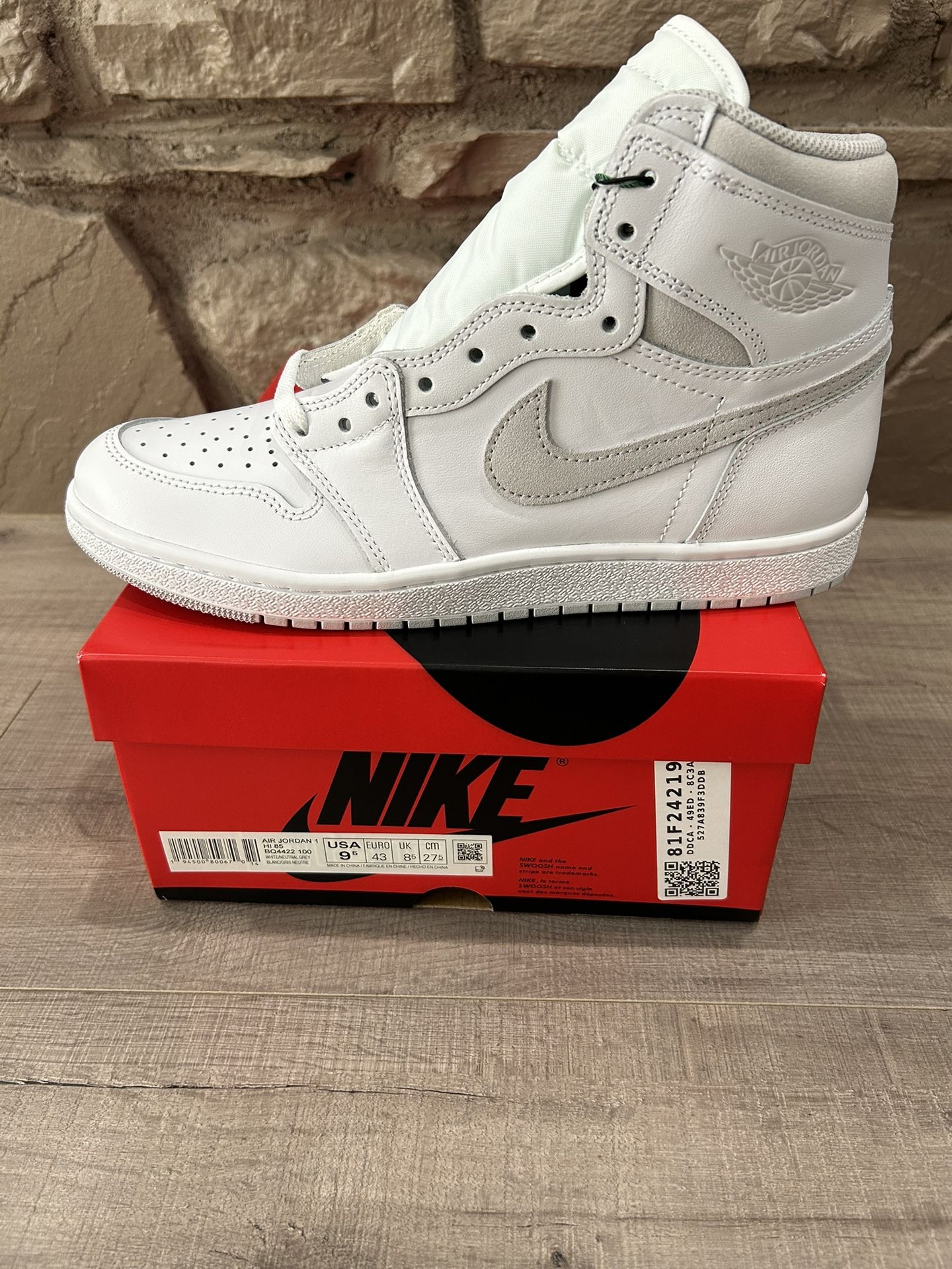 New DS Jordan 1 Retro High 85 OG  Neutral grey Size 9.5 Mens 