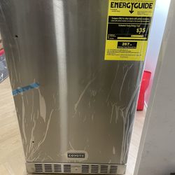 Coyote 21 Inch 4.1 Cu. Ft. Outdoor Rated Right Hinge Built-In Refrigerator - C121R-S-R 