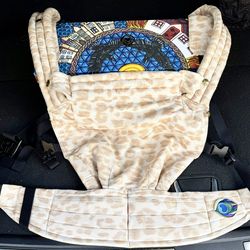 Artipoppe Baby carrier