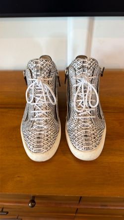 Giuseppe Zanotti size 44 (size 10.5 ish)