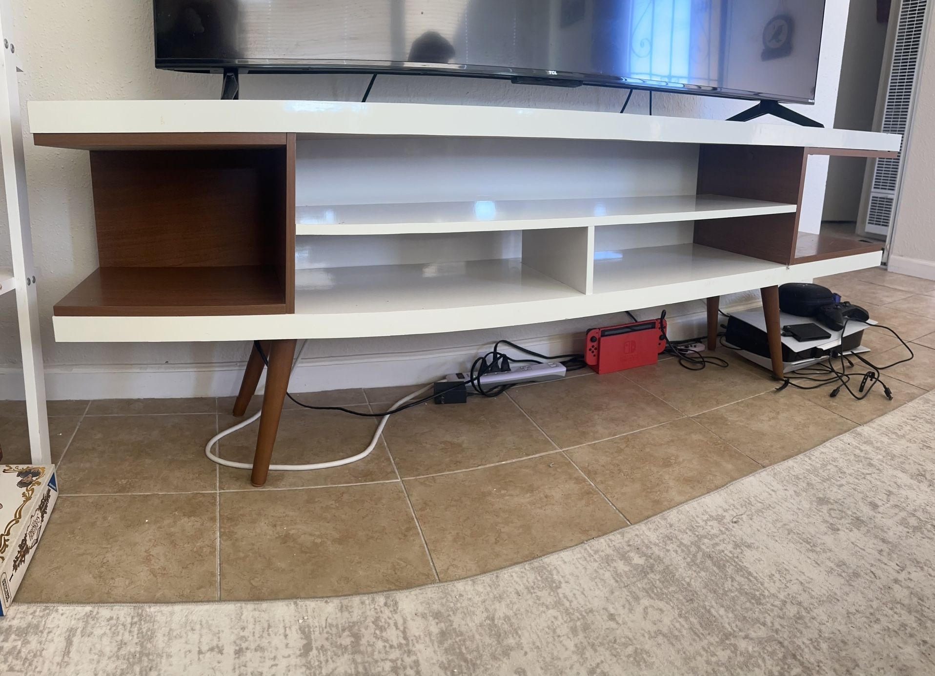 Mid century Tv Stand