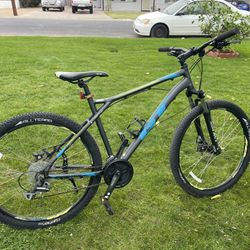 GT mountain Bike 