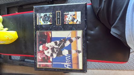 Wayne Gretzky, Los Angeles Kings, Memorabilia
