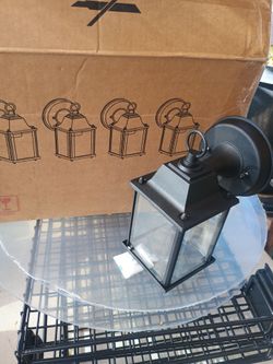 Outdoor lamps set of four glass $20