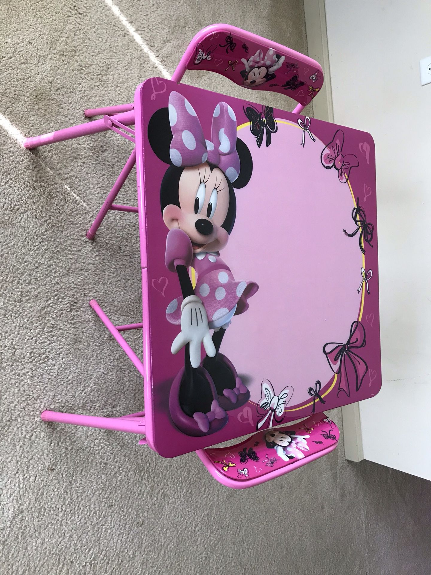Minnie Mouse Toddler Table Set