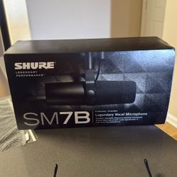 SM7B New With Desk Stand 