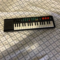 This piano works well