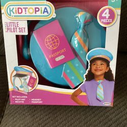 Brand New Kidtopia Little Pilot Set