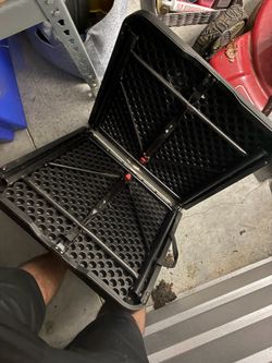 Fold up table