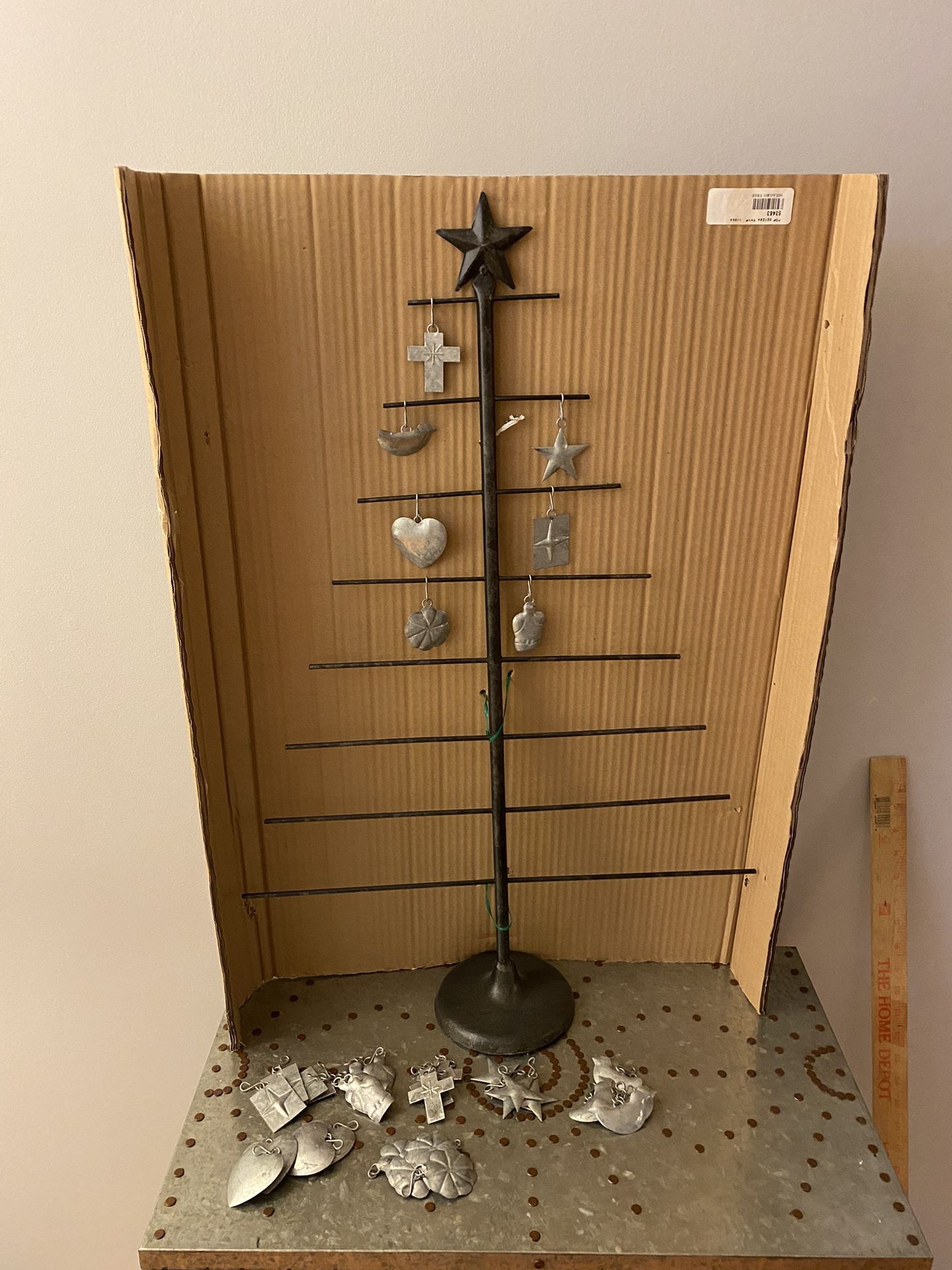 Milagro Tree With Metal Ornaments