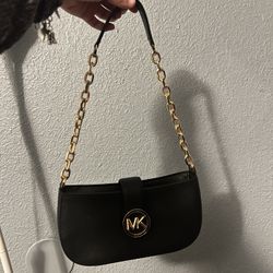 MK Shoulder Purse 
