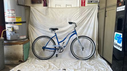 GREAT MOTHERS DAY GIFT HUFFY brand 26” single speed, coaster Brake beach cruiser bicycle ready to ride as pictured please read description