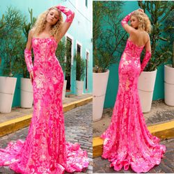New With Tags Sequin Floral Print Long Formal Dress & Prom Dress $276