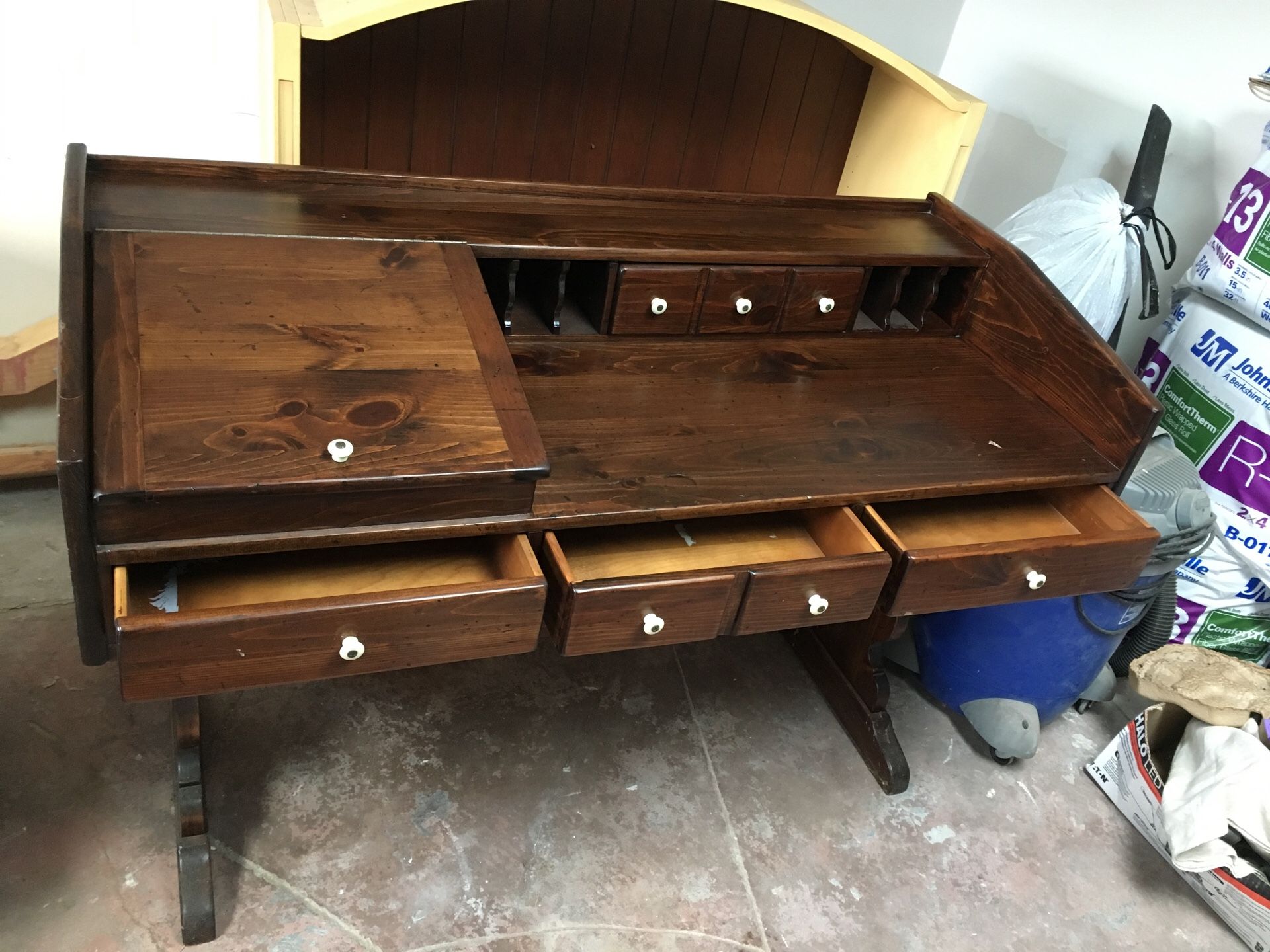 Ethan Allen antique desk. Recently professionally refinished. We decided to use a more modern desk. But this would be great in traditional or mission