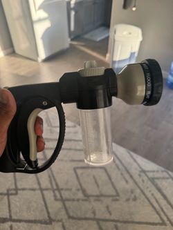 Garden Hose Spray Nozzle with Soap Dispenser – $10