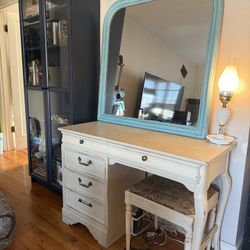 Vanity with bench and mirror