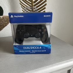PS4 Controller