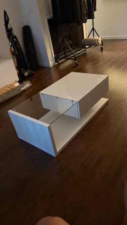39.30” White Rectangle Particle Board Top Coffee Table w/ Tempered Glass