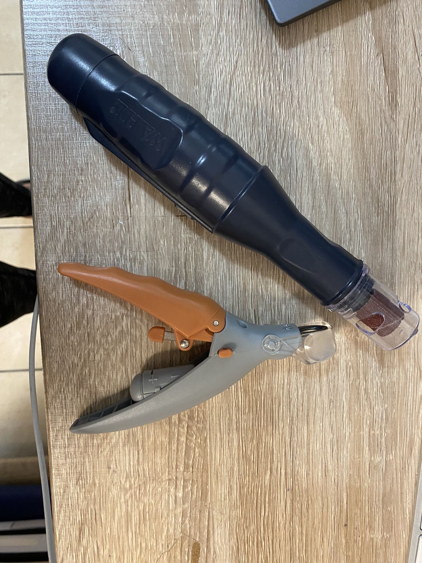 Nail clipper and file for cats