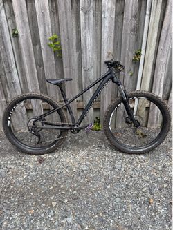 2019 Specialized Fuse 27.5+