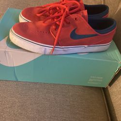 Nike 6 Youth
