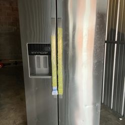Whirlpool Side By Side Fridge 