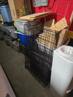 Dog cage (2) 43x28 $50 ea