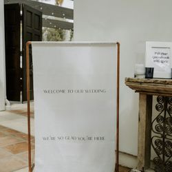 Minimalist Wedding Sign Stand 