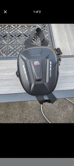 Motorcycle tank bag