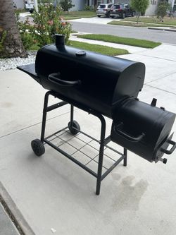 Nexgrill Black Oak ford Charcoal Grill