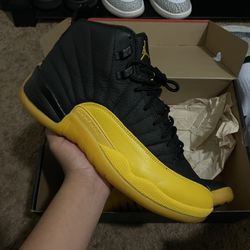 Jordan 12 University Gold