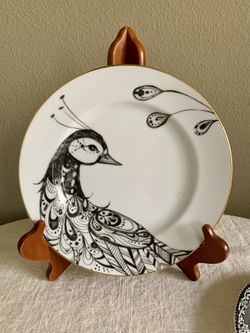 Four Plates and One Platter Black and White $5 for 1 or $19 for All