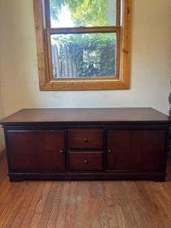 Pottery barn tv media cabinet