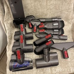 Dyson Accessories 16 Pieces 