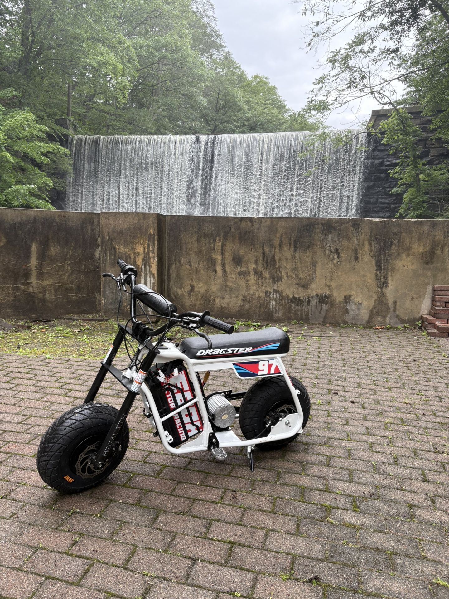 Ebox Dragster