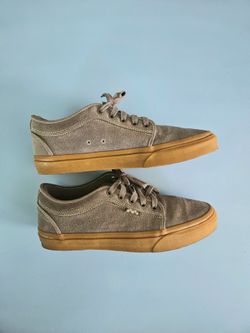 Vans - Old Skool sneakers - Gray Suede and Gum sole