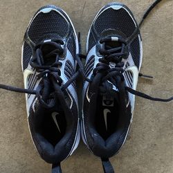 Nike Shoe Youth Size 4