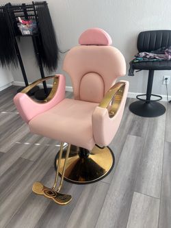 Stylist chair