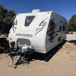 2008 Fleetwood Nitro 26’