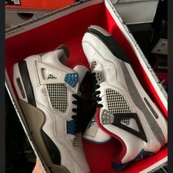 Jordan 4