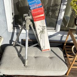 Med Duty Tripod