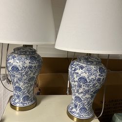Set Of White Blue Chinoiserie Lamps