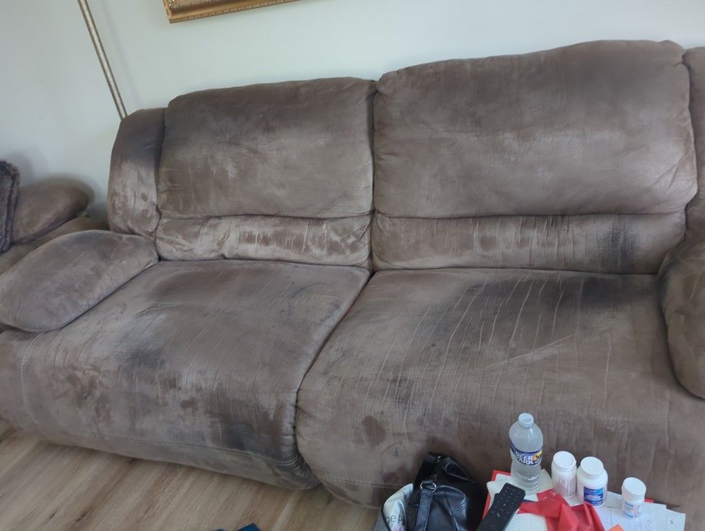 Hogan Sofa Loveseat And Chair
