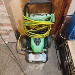 Green Works 1800 Psi Pressure Washer