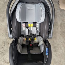 Graco Snugfit 35 Elite Car seat 