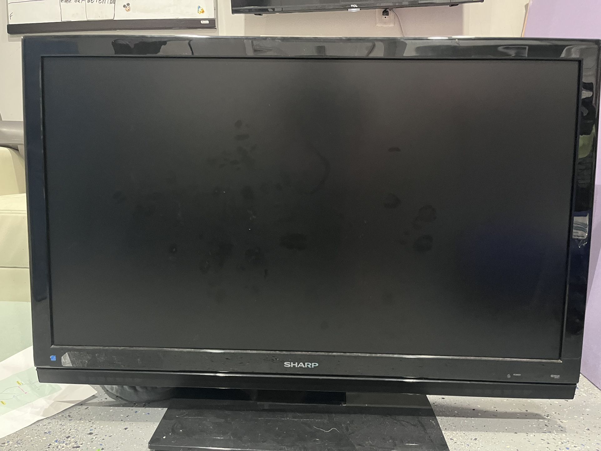 44 Inch Sharp Tv Matte Finish Not High Gloss