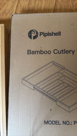 Bamboo cutlery tray